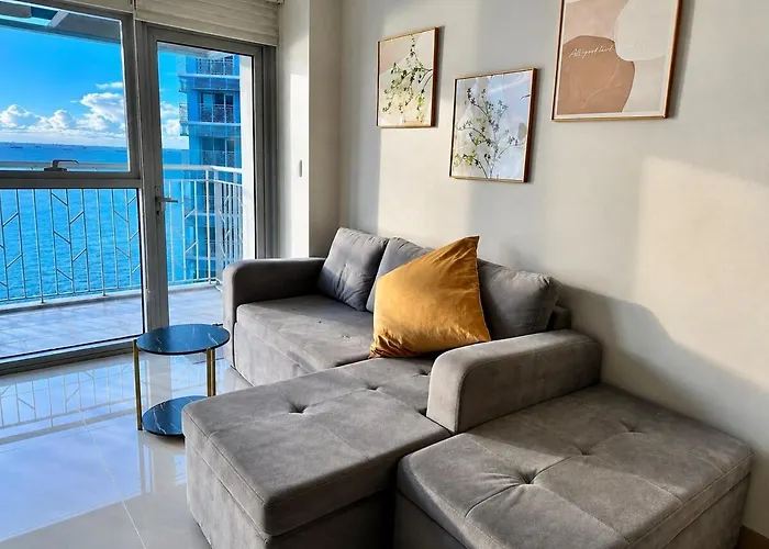 1br Seaview Beside Okada Bay Solaire Airport *