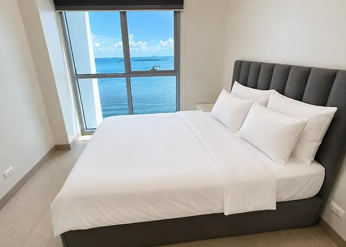 1br Seaview Beside Okada Bay Solaire Airport Apartamento Manila