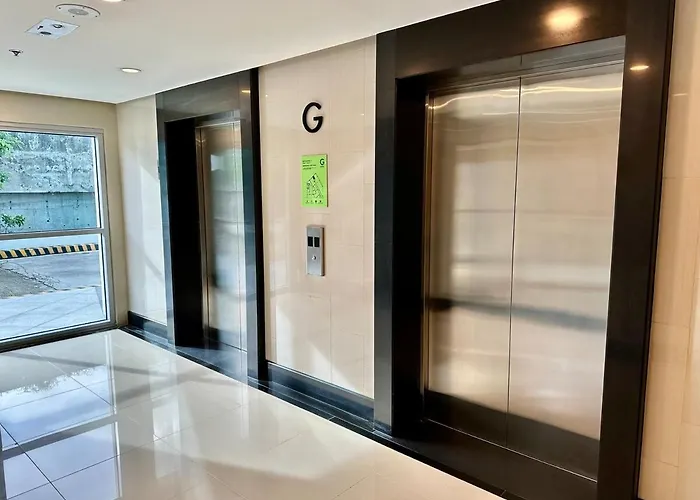 1br Seaview Beside Okada Bay Solaire Airport *